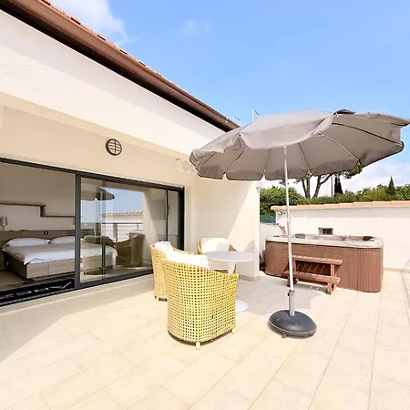 Villa Escapade Ultime Avec Piscine, Jacuzzi&gym Antibes